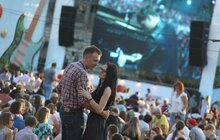 Фото 2: Leopolis Jazz Fest: концерт на сцені в парку культури в останній день фестивалю