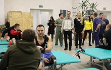 Фото 17: 2,5 мільйони для НЕЗЛАМНИХ: Оля Полякова разом із захисником з Азовсталі Михайлом Діановим приїхали до Львова