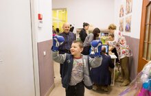 Фото 1: Понад 200 потребуючих львів’ян взяли участь в акції «Безкоштовний одяг в цей чудовий день»