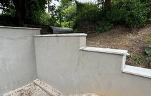 Фото 6: На вулиці Франка ремонтують 120-річну підпірну стінку зі сходами