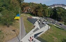 Фото 3: У День вшанування пам’яті захисників України у Львові урочисто підняли Державний Прапор на Меморіалі пам`яті Героїв Небесної Сотні