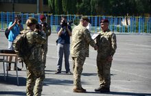 Фото 24: У Львові привітали й відзначили військових 80-ї десантно-штурмової бригади, які повернулися з передової