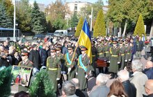 Фото 2: «Сьогодні ми прощаємося з великим українцем, великим львів’янином. Його слово завжди потрапляло у ціль», - А. Садовий