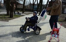 Фото 3: На вул. Хмельницького, 156 облаштовують сквер і встановлять дитячий майданчик