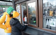 Фото 2: Львів’ян закликають скористатись акцією «Кава у своє горня зі знижкою», аби мінімізувати кількість відходів