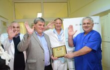 Фото 8: Відомий пластичний хірург із Німеччини Клаус Екснер знову консультує та оперує дітей зі всієї України у Львові