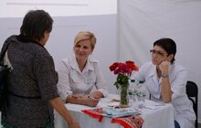 Фото 19: Львів’яни можуть просто неба отримати консультації спеціалістів, пройти медичне обстеження і навчитись надавати домедичну допомогу