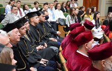 Фото 8: Мер Львова привітав першокурсників ЛНУ імені Івана Франка з початком навчання