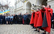 Фото 4: Сьогодні на площі Ринок у Львові спільно заспівали Гімн України