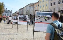 Фото 9: На пл. Ринок у Львові відкрили виставку «Рік спротиву: як по(в)стає Білорусь»