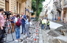Фото 8: «До кінця місяця дорога вже буде повністю відкрита для проїзду», - А. Садовий про вул. Акад. О. Богомольця