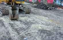 Фото 37: Ремонт вул. Б. Хмельницького: на ділянці від вул. Липинського до вул. Кукурудзяної вже нанесено два шари асфальту