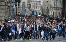 Фото 11: Сьогодні у Львові студенти різних вишів взяли участь в масштабній акції солідарності із бранцями Кремля «Хода солідарності. Волю заручникам Кремля!»
