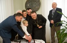 Фото 5: У Львові погасили сувенірну поштову марку із зображенням Собору Юра