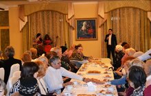 Фото 1: Львів’янки літнього віку відзначили свято весни у святковій дружній атмосфері