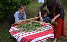 Фото 6: У неділю Митрополичі сади привітали молодь