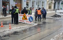 Фото 5: На вул. І. Франка, 21 аварійний витік: на час робіт цю ділянку перекриють для руху транспорту