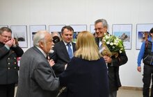 Фото 4: «Газета, насправді, є такою, яким є головний редактор», - А. Садовий на відкритті фотовиставки газети «День»
