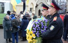 Фото 3: У Львові на Личаківському кладовищі вшанували пам’ять учасників бою під Крутами