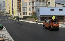 Фото 7: Вулиця Залізнична вже з верхнім шаром асфальту від квазікільця на вул. Шевченка до вул. Ясної