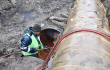 Фото 2: Ремонтні бригади ЛМКП «Львівводоканал» проводять заміну аварійної ділянки магістрального водопроводу «Винники-Довга»