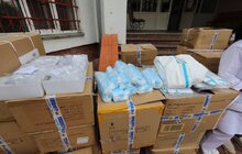 Фото 6: Для медиків Львова передали понад 50 тисяч одиниць засобів захисту