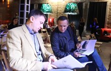 Фото 12: Сергій Жадан організував у Львові благодійний аукціон для збору грошей на ЗСУ