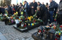 Фото 8: У Львові на Личакові вшанували Героїв Небесної Сотні