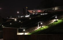 Фото 2: День Гідності та Свободи: на Меморіалі пам’яті Героїв Небесної Сотні на фортепіано виконали твори Майдану