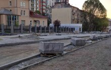 Фото 17: Реконструкція вулиці Шевченка: завершили монтаж трамвайних колій та копають лунки для висадки дерев