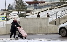 Фото 17: У Львові сотнями паперових ангелів вшанували пам’ять Героїв Небесної Сотні (фото/відео)
