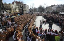Фото 8: У центрі Львова 407 бандуристів одночасно виконали твори на поезію Тараса Шевченка