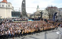 Фото 12: У центрі Львова 407 бандуристів одночасно виконали твори на поезію Тараса Шевченка