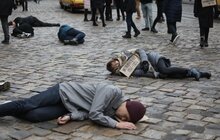 Фото 6: «Непораховані з 1932»: у Львові на площі Ринок організували акцію до Дня пам’яті жертв Голодомору