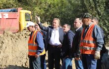 Фото 7: «Місто інвестує великі гроші; мене цікавлять темп і якість», — Андрій Садовий про ремонт вул. Миколайчука