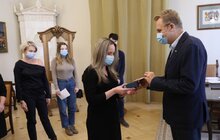 Фото 9: Сьогодні у Львові шестеро дітей отримали ордери на власні помешкання