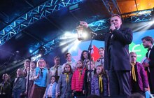 Фото 2: У Львові урочисто відкрили головну святкову ялинку міста