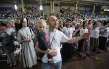 Фото 16: Сотні львів’ян прийшли на молитовну зустріч із сестрою Ліджі Пайяпілі