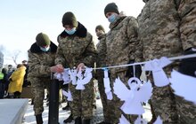 Фото 8: На Меморіалі пам’яті Героїв Небесної Сотні провели акцію «Ангели пам’яті»