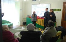 Фото 4: Львівські патрульні навчали літніх дідусів та бабусь, як протидіяти шахраям
