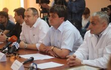 Фото 5: Львівських лікарів у режимі «он-лайн» консультуватимуть кращі фахівці з-за кордону