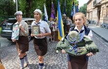Фото 16: Пластуна-сеньйора Олеся Криськіва поховали на Личакові в родинному гробівці (поле № 52)