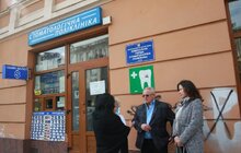 Фото 1: Сьогодні в рамках робочого візиту міський голова Львова ознайомився з роботою комунального некомерційного підприємства «Стоматологічна поліклініка №1»