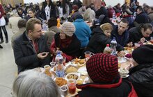 Фото 13: Спільнота взаємодопомоги «Оселя» організувала для потребуючих Святвечір