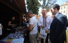 Фото 5: Мер Львова разом з іноземною делегацією оглянули Ярмарок партнерства