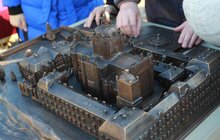 Фото 3: Сакральну споруду Львова – Собор св. Юра відтворили в міні-макеті