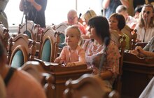 Фото 13: Мер Львова вручив ордери на квартири 45 сім’ям