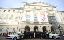 Фото 7: У Львові офіційно розпочала роботу мобільна група з реагування на домашнє насильство