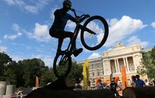 Фото 4: У місті триває Відкритий кубок Львова з велотріалу