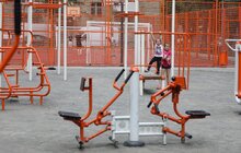Фото 1: Реконструйований спортивний майданчик на вул. Марка Вовчка